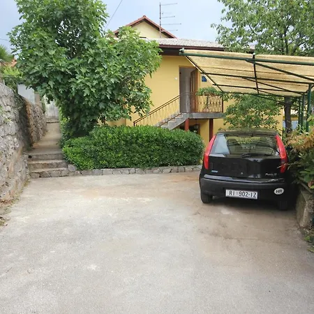 Appartement With A Parking Space - 7904