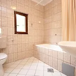 With A Parking Space - 7904 Appartement