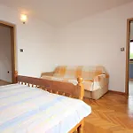 With A Parking Space - 7904 Appartement