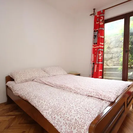 Appartement With A Parking Space - 7904